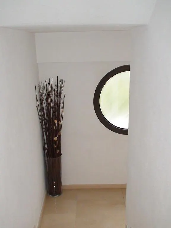 Center House Apartment Válta